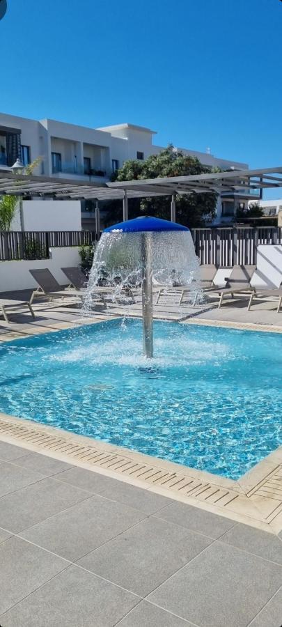 Cosmos Residence Paralimni Exterior foto